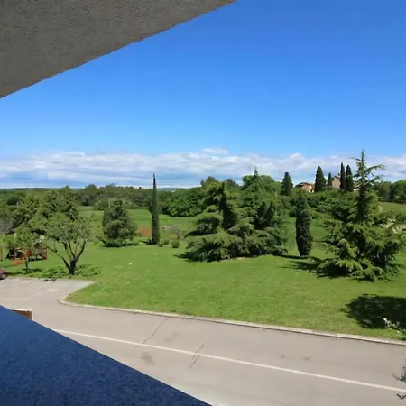 Samara Fuer 4 Personen In Strandnaehe Apartment Porec